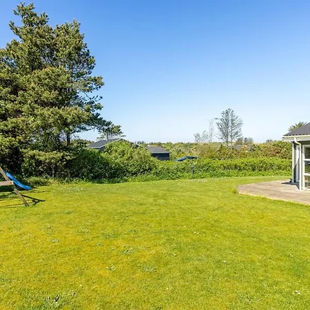 Freija - 719m From The Sea By Interhome *